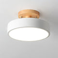 Scandinavische Ronde LED Plafondlamp met Houten Voet Kleine Plafonnière met Ingebouwde LED en Keuze uit Lichtkleur voor Hal | Gang en Slaapkamer