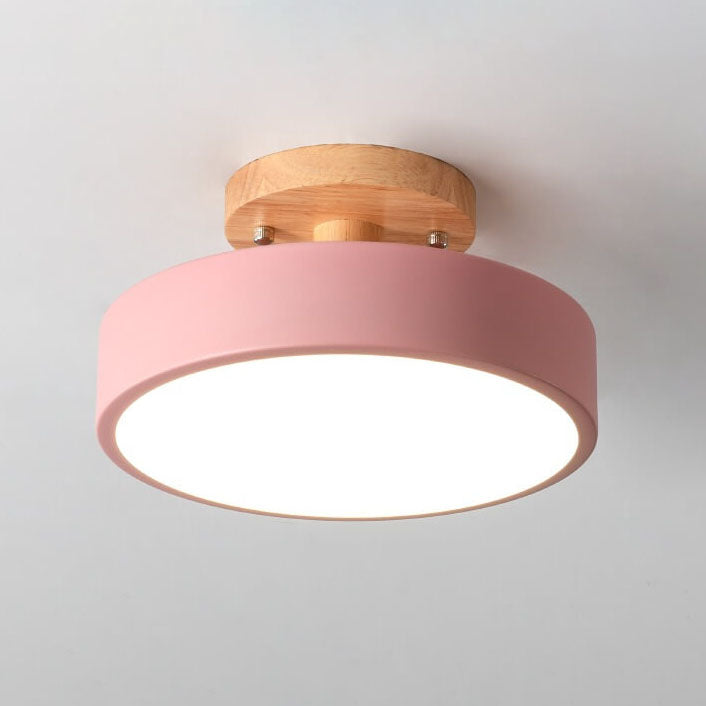 Scandinavische Ronde LED Plafondlamp met Houten Voet Kleine Plafonnière met Ingebouwde LED en Keuze uit Lichtkleur voor Hal | Gang en Slaapkamer
