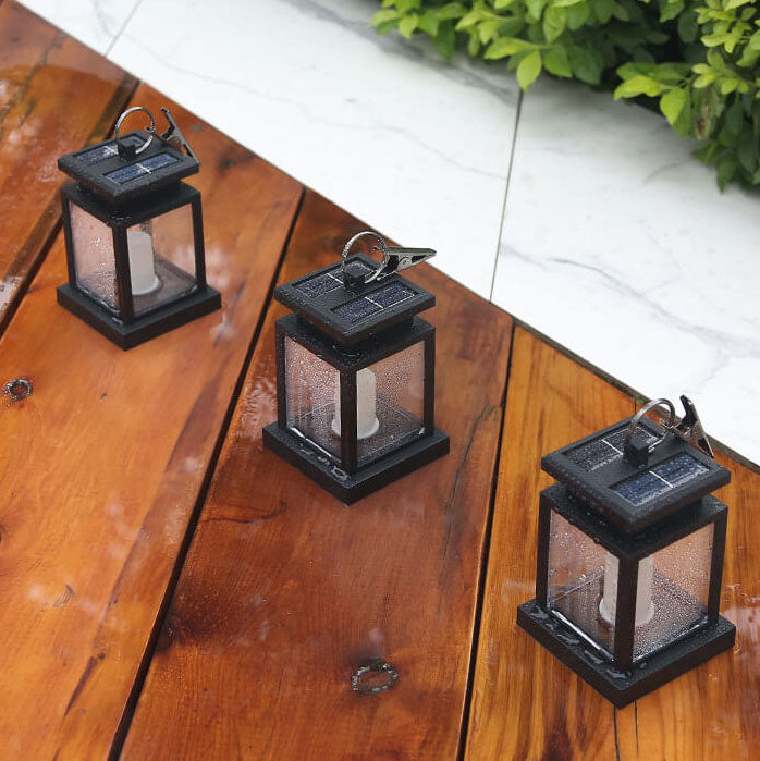 Solar Lantaarn met LED Kaars | Retro Hanglantaarn op Zonne-energie met Ophangclip | Spatwaterdichte Tuinverlichting voor Balkon en Terras
