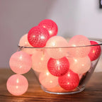 Katoenen Ballen Lichtslinger LED | Cotton Ball Lichtsnoer op USB of Batterijen met Warm Licht voor Slaapkamer | Kinderkamer en Woonkamer