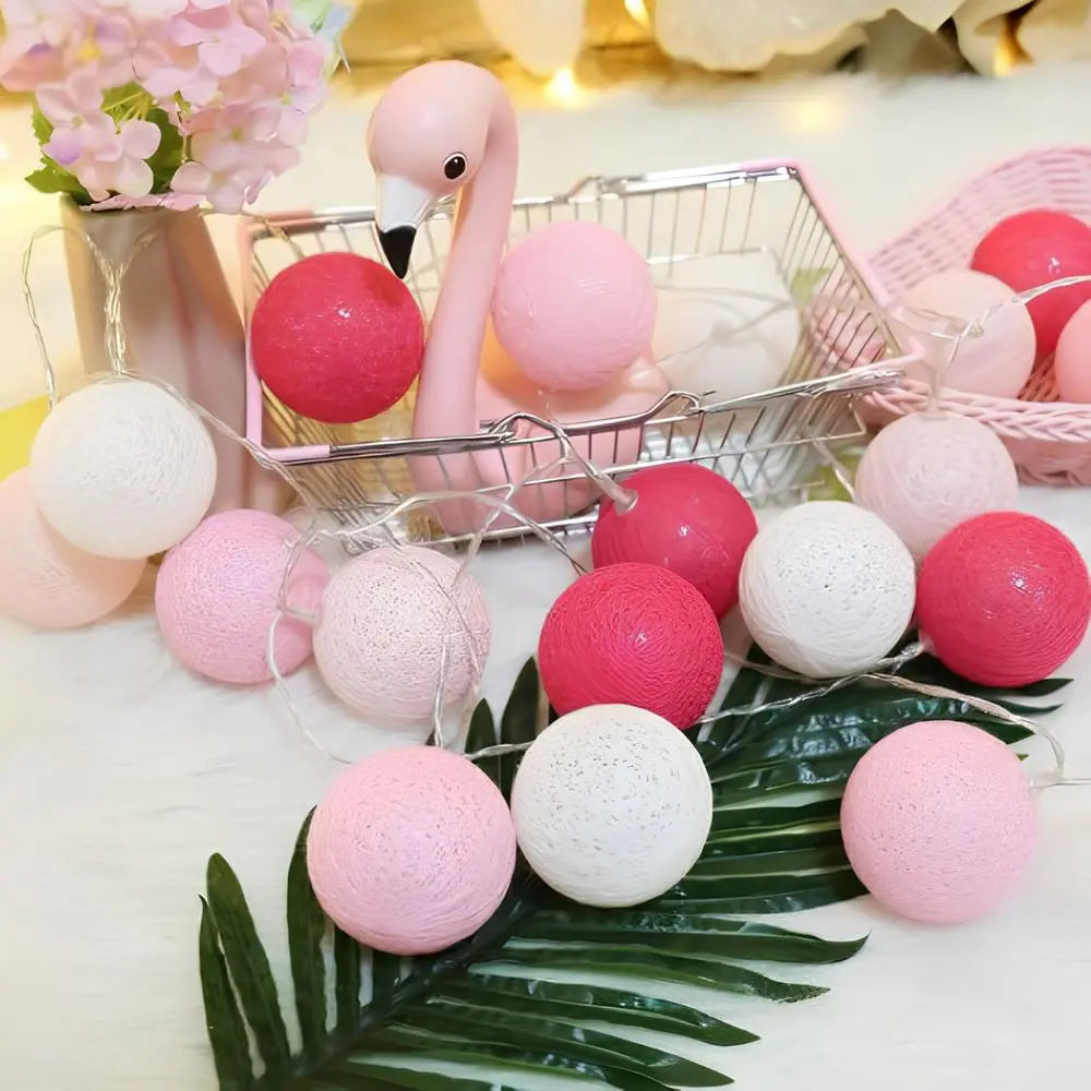 Katoenen Ballen Lichtslinger LED | Cotton Ball Lichtsnoer op USB of Batterijen met Warm Licht voor Slaapkamer | Kinderkamer en Woonkamer