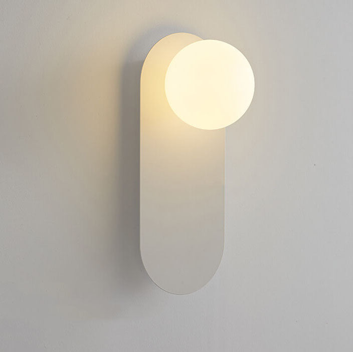 Wandlamp met Glazen Bol Minimalistische Scandinavische Wandverlichting met Ovale Metalen Achterplaat voor Slaapkamer | Hal en Woonkamer