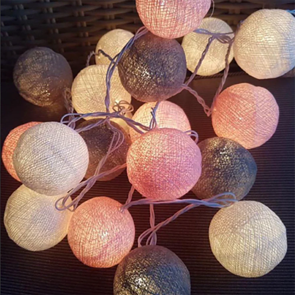 Katoenen Ballen Lichtslinger LED | Cotton Ball Lichtsnoer op USB of Batterijen met Warm Licht voor Slaapkamer | Kinderkamer en Woonkamer