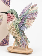 Patchwork Knutselpakket Vogel | Gelaagde Stoffen Decoratievogel Maken zonder Naaien met Voorgesneden Genummerde Stofjes en Handleiding