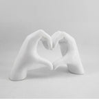 Beeldje Handen in Hartvorm Decoratief Liefdesbeeld van Polyresin Moderne Woondecoratie voor Kast | Dressoir en Slaapkamer