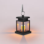 Solar Lantaarn met LED Kaars | Retro Hanglantaarn op Zonne-energie met Ophangclip | Spatwaterdichte Tuinverlichting voor Balkon en Terras