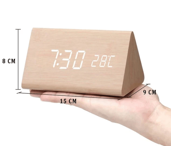 Houten LED Wekker met Geluidsbediening Digitale Tafelklok met Instelbare Helderheid op USB of Batterij voor Nachtkastje | Bureau en Woonkamer