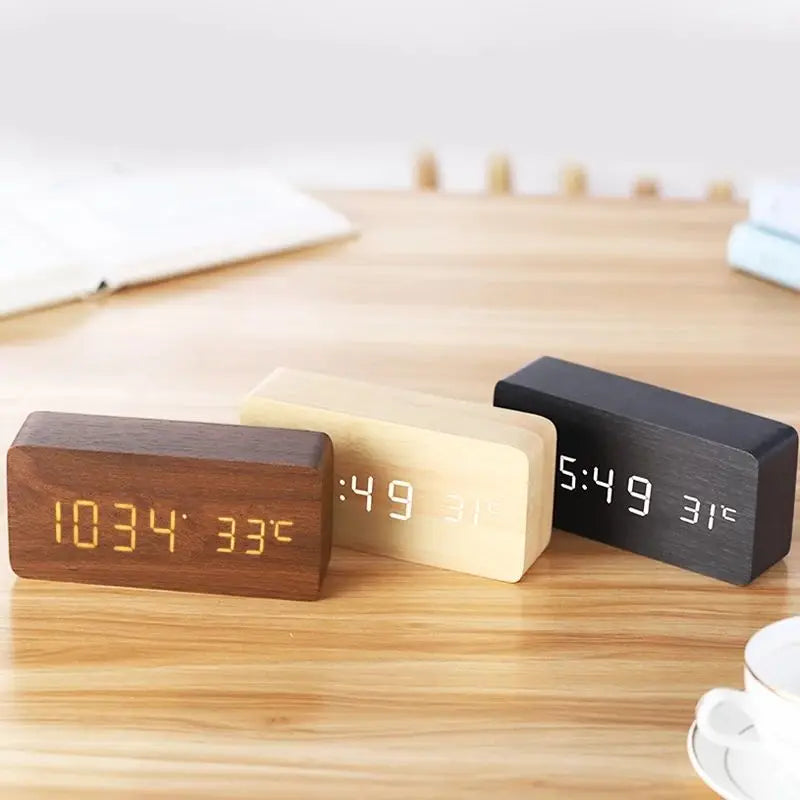 Houten Digitale Wekker met LED Display | Stille Wekker zonder Tikgeluid voor Nachtkastje Bureau en Slaapkamer