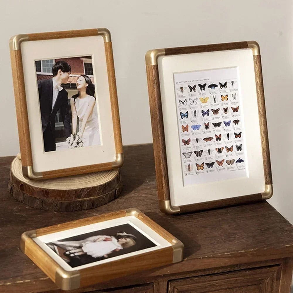 Houten Fotolijst met Metalen Hoeken Vintage Staande Fotolijst van Massief Hout Staand of Liggend te Plaatsen voor Bureau | Kast en Nachtkastje